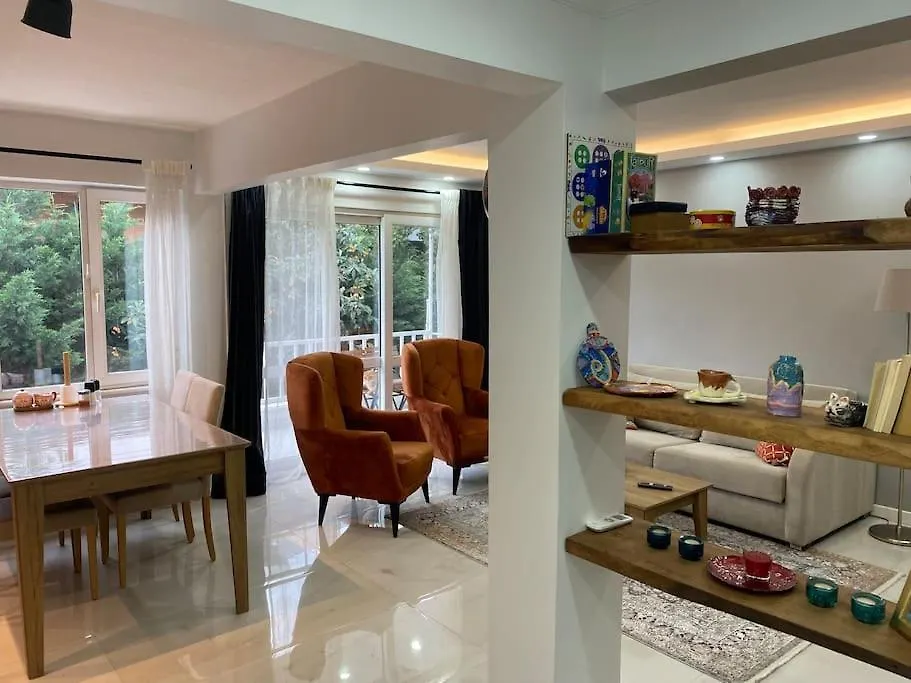 Apartment Seaside Cosy Flat With A Nice Balcony Istanbul
